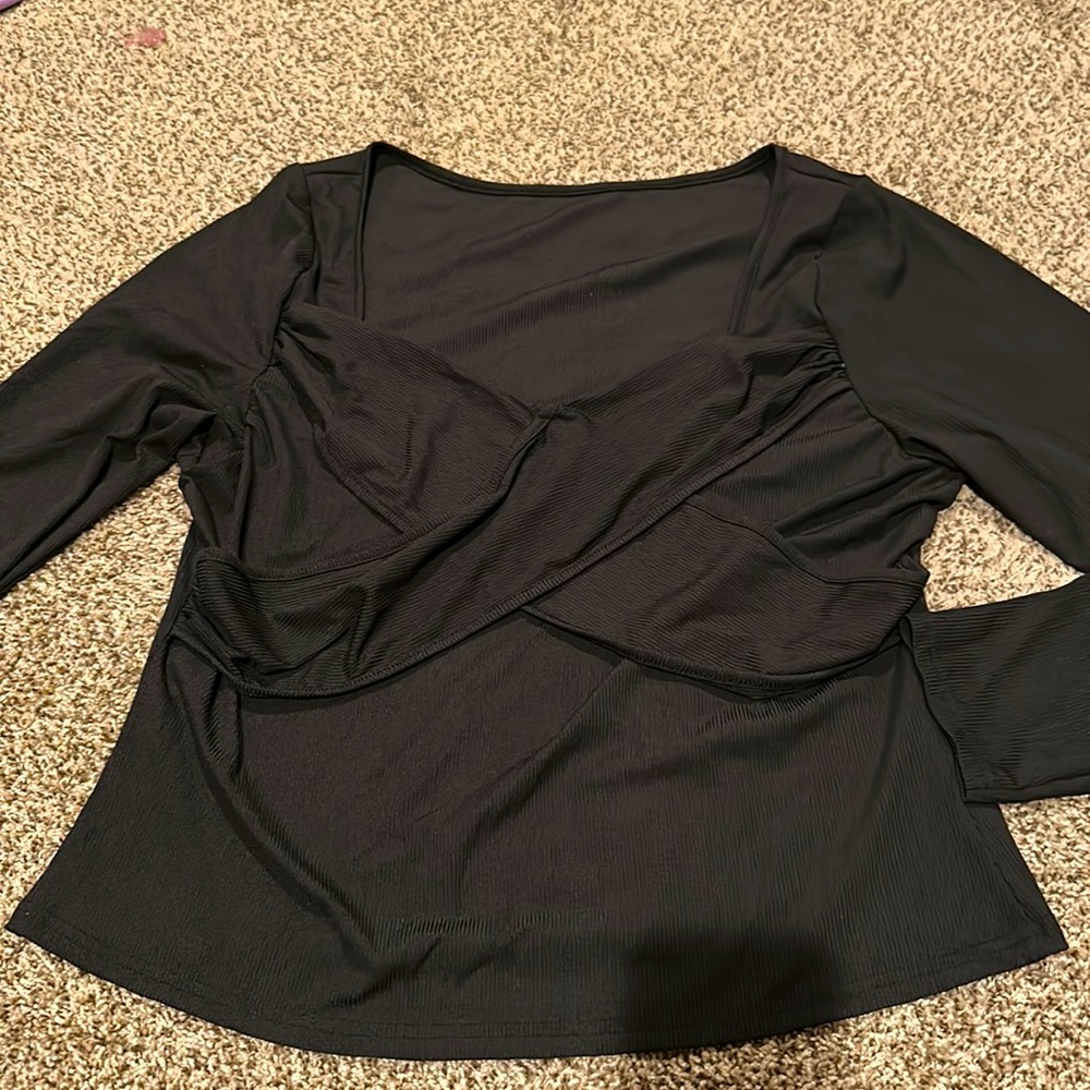 SHEIN crossover black top size 3x new never worn(no tags)